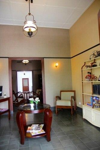 Ndalem Surokarsan – all 4 rooms for 8 pax